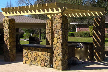 Outdoor Patio designs with pergola in Madison Wisconsin